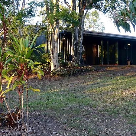 Lagoon Pocket Bed & Breakfast Exterior photo